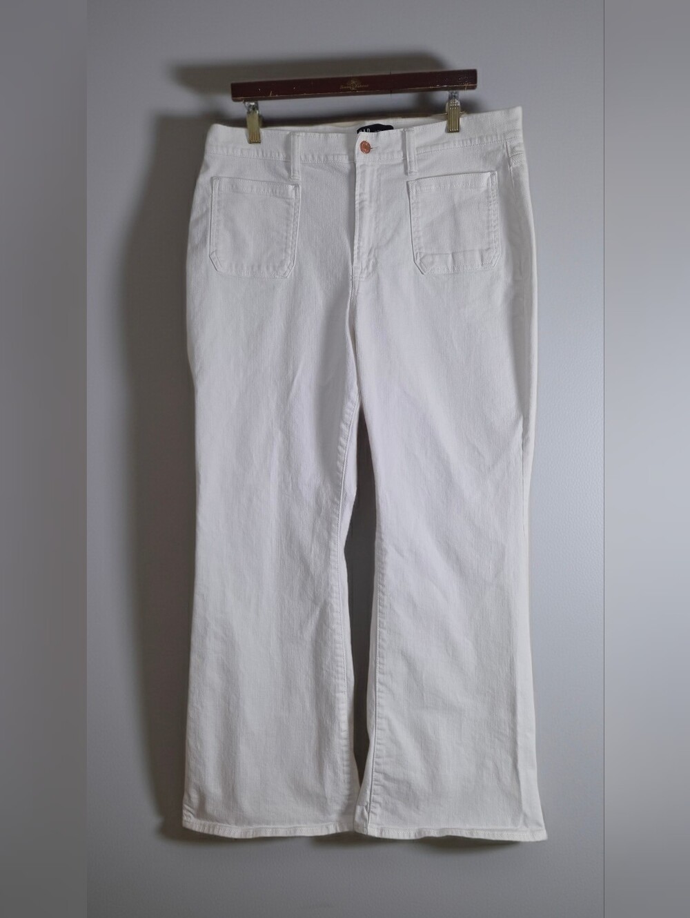 Gap Optic White High Rise 70's Flare Jeans Size 18